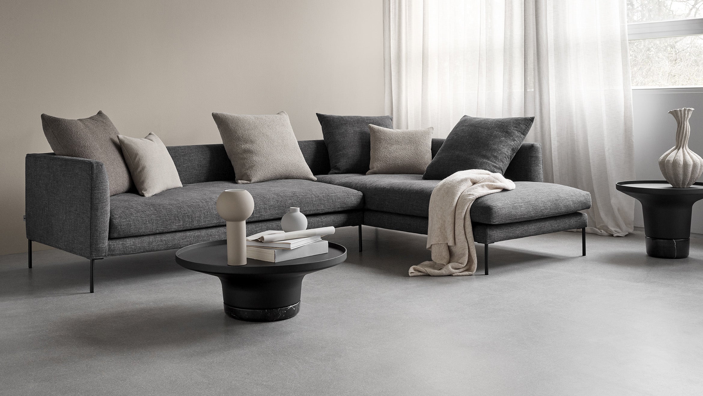 Where to Find the Perfect Designer Coffee Table for Your Home