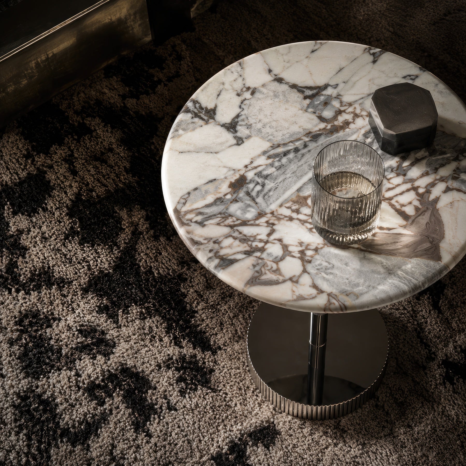 Iro Side Table