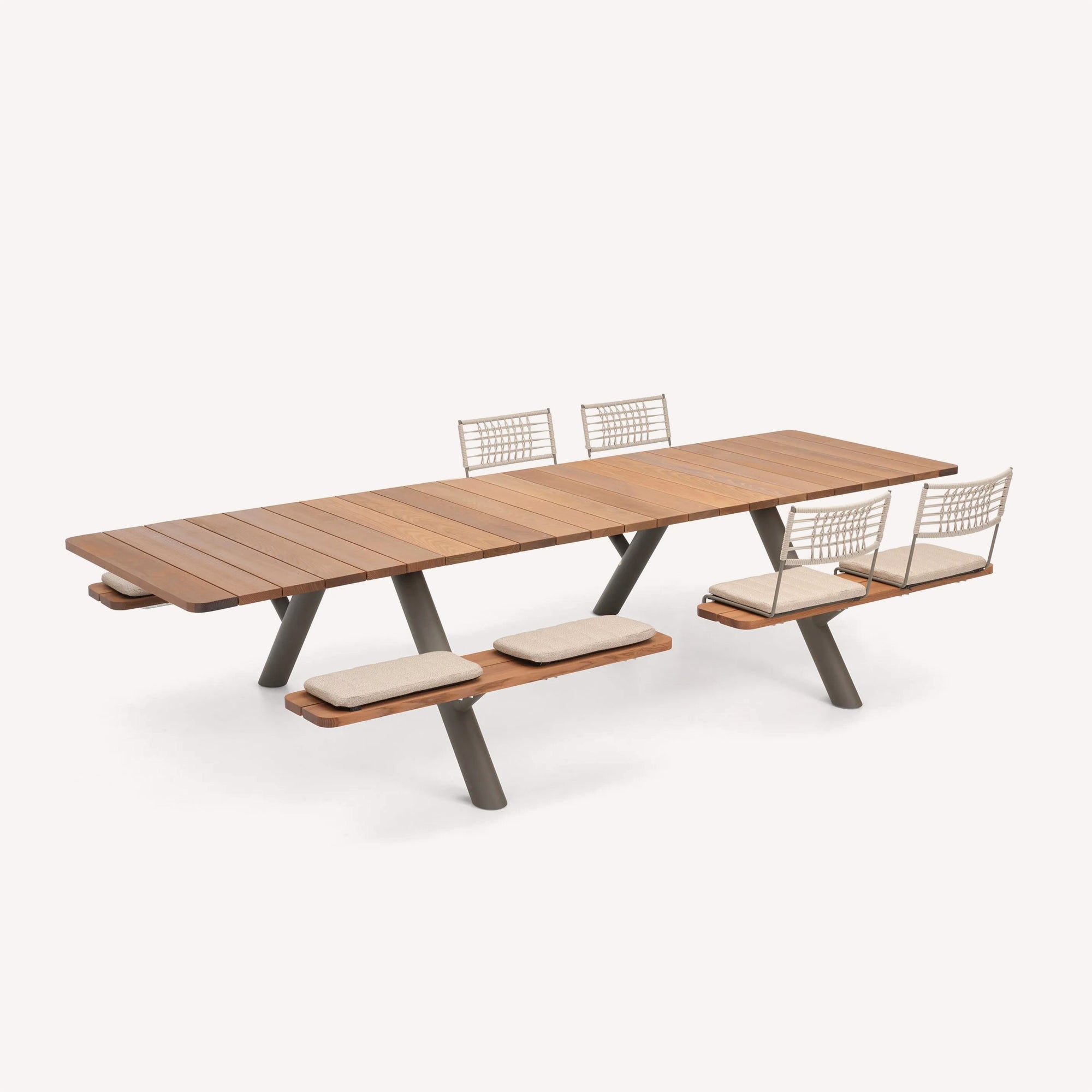 Parker Outdoor Dining System