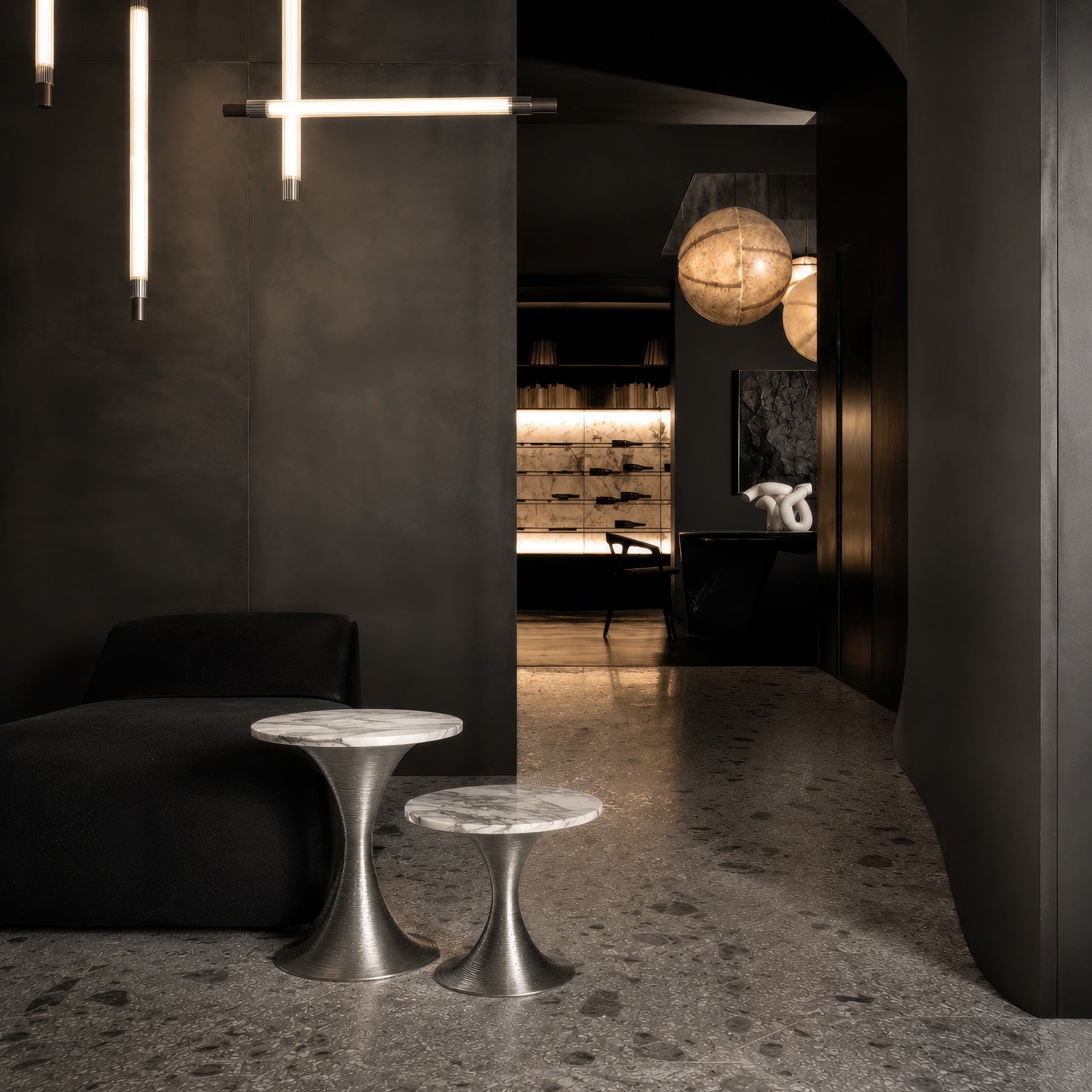 Tavo Side Table