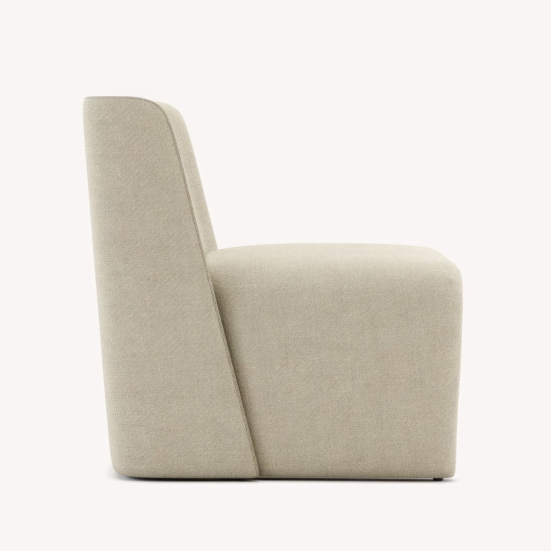 Lema Lounge Chair