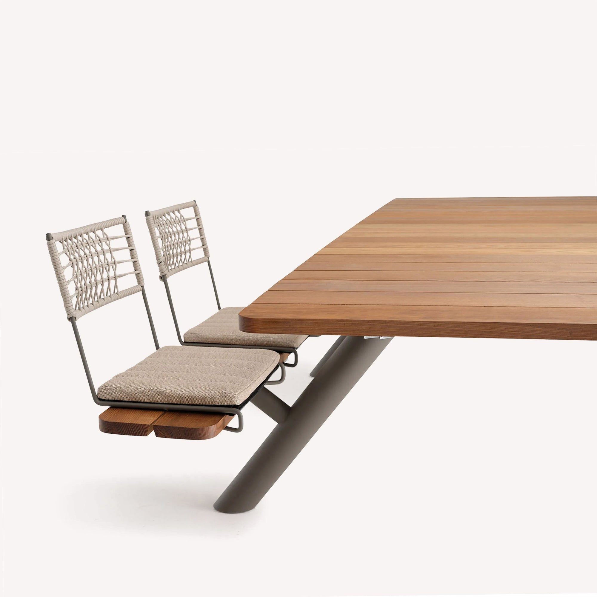 Parker Outdoor Dining System