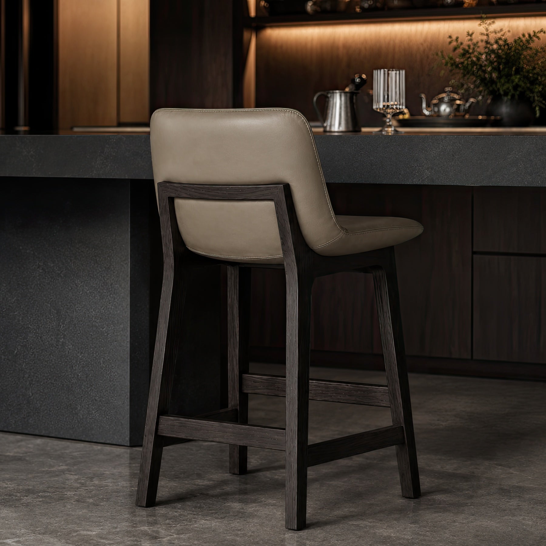 T.01 Stool