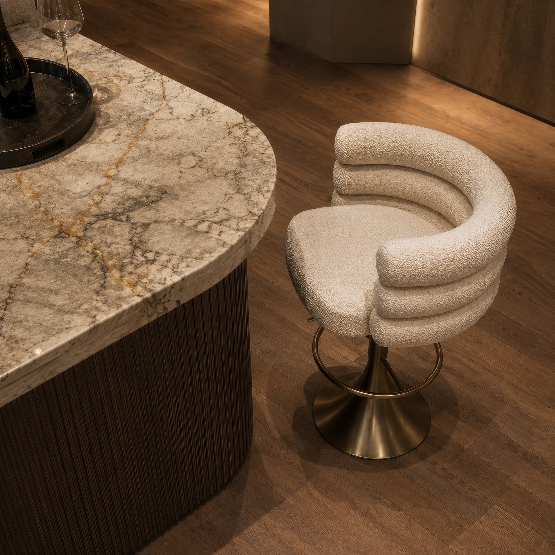 Vas Stool